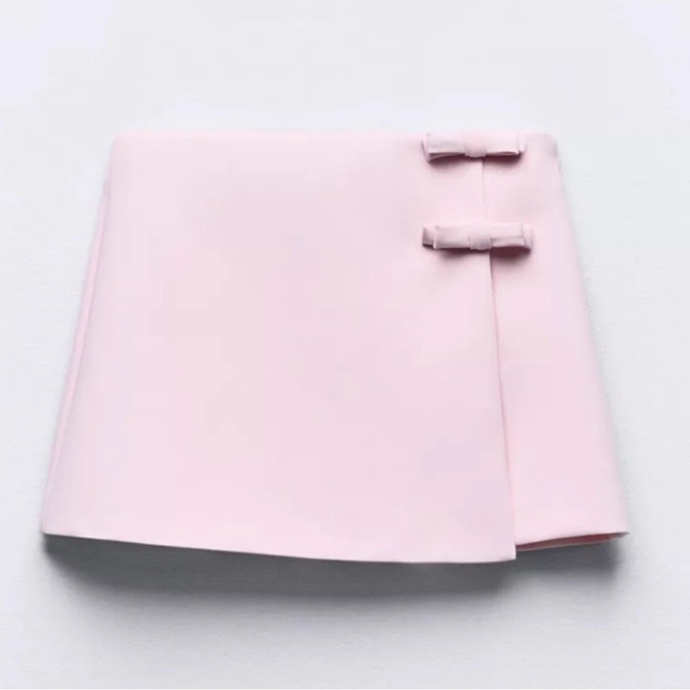 Zara Pale Pink Mini Skirt with Bow Details